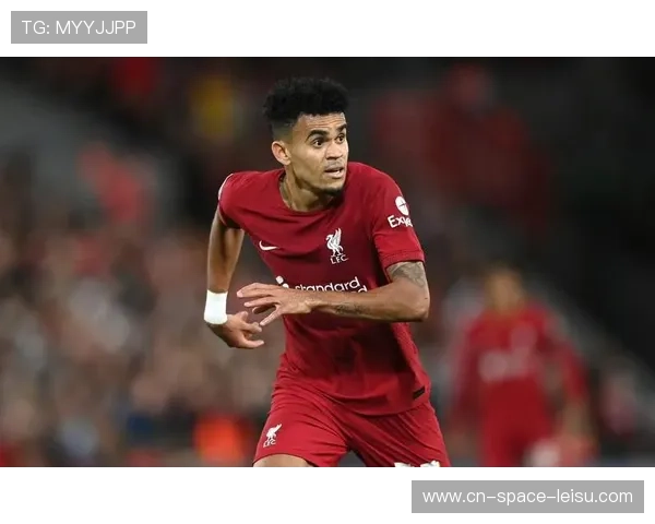 路易斯·迪亚斯独造5球瞬间,拜仁进攻体系完美展现 路易斯·迪亚斯独造5球瞬间,拜仁进攻体系完美展现